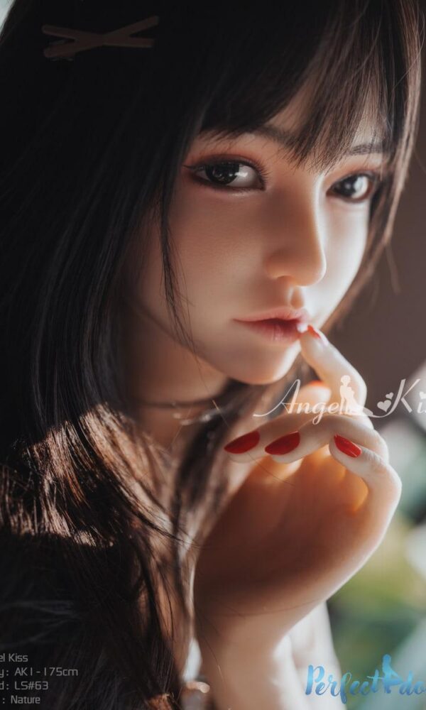 175cm Silikon Sexdoll Nanami