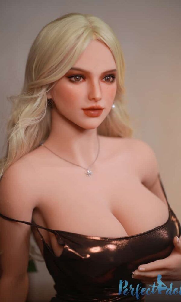 166cm Sexdoll Ilana