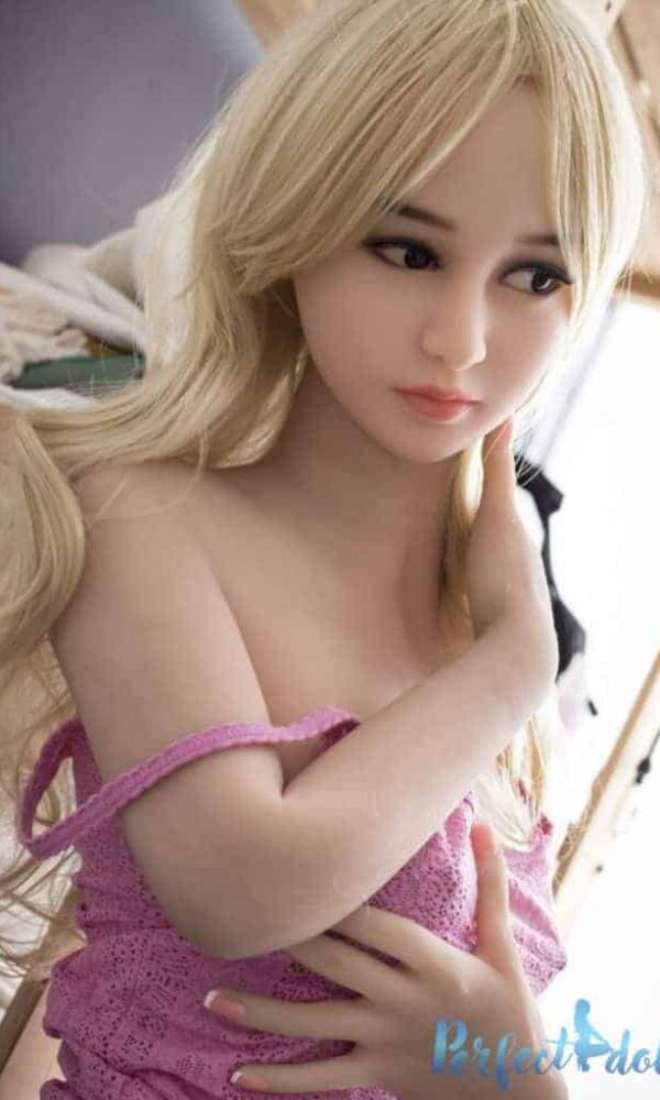 147cm Sexdoll Madelaine